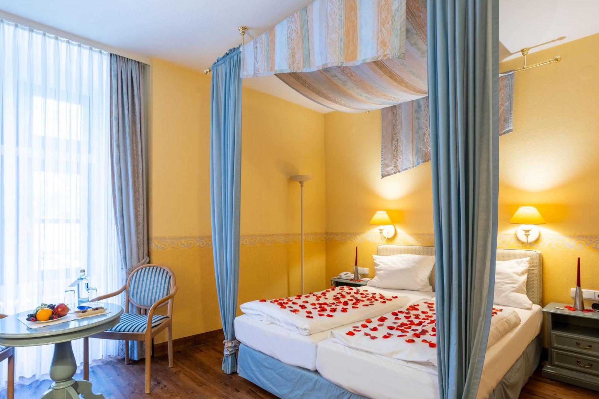 Burghotel Staufenberg Staufenberg  Bagian luar foto