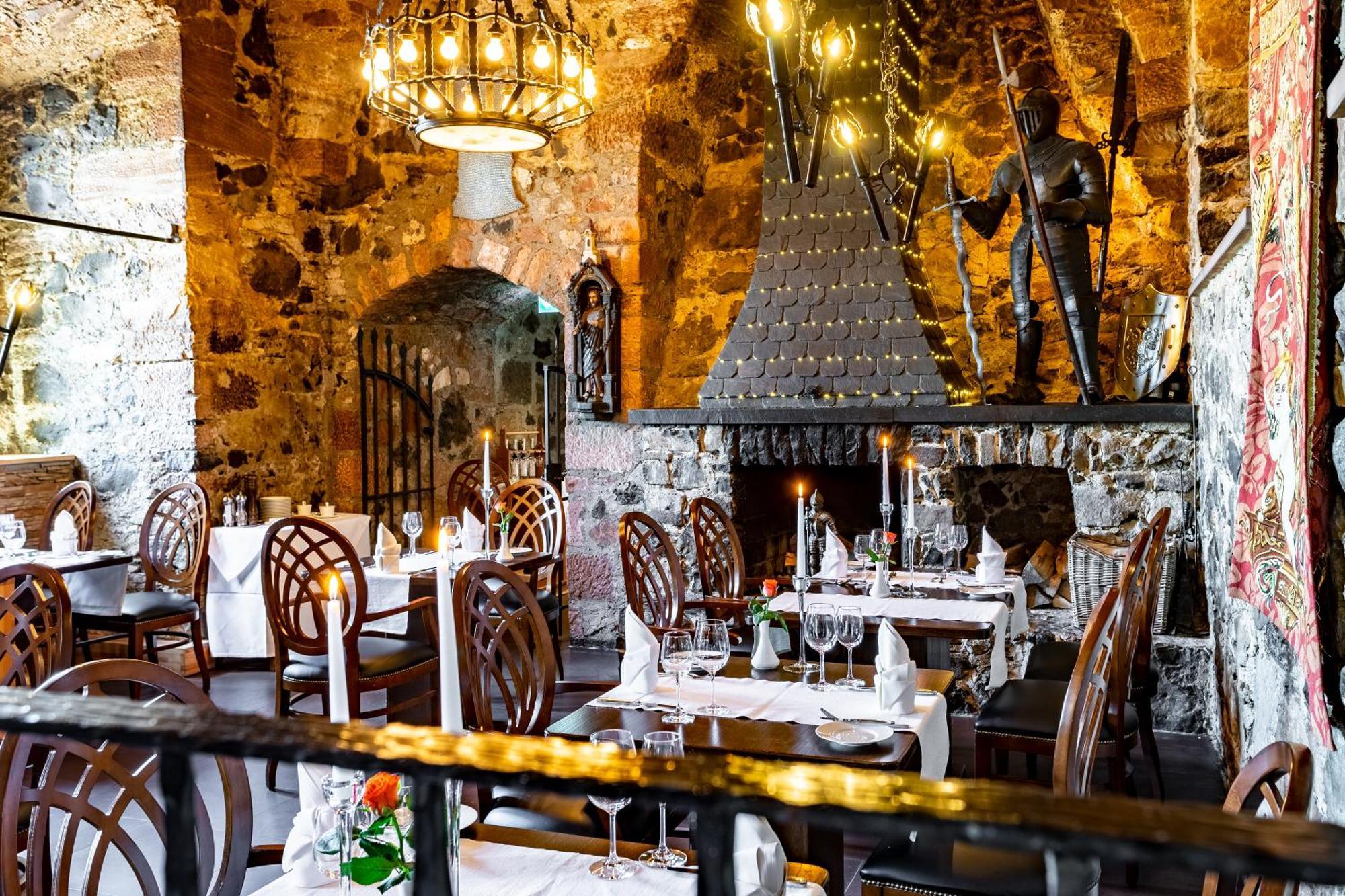 Burghotel Staufenberg Staufenberg  Bagian luar foto