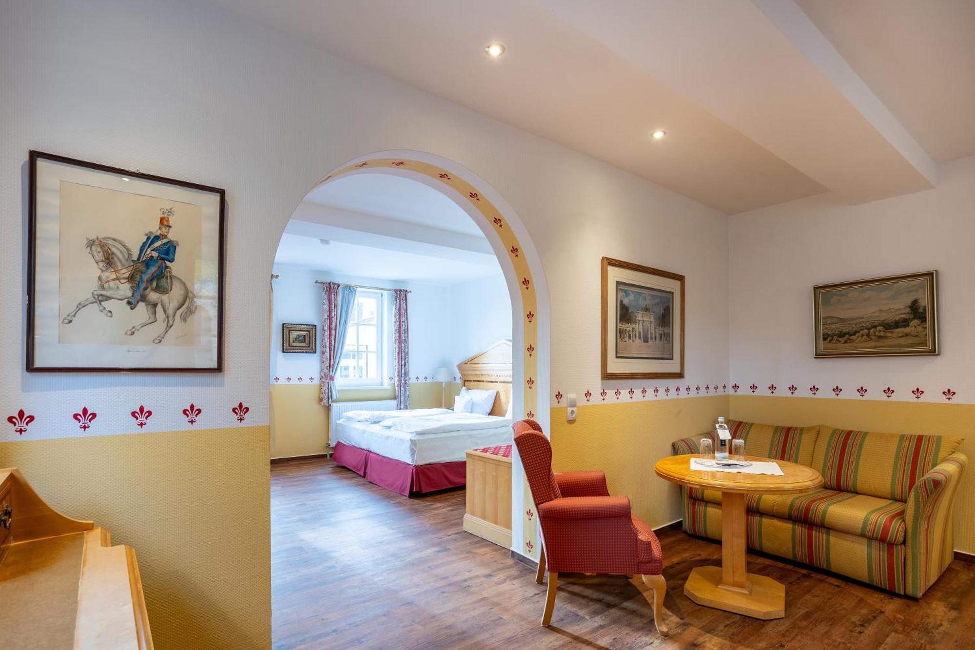 Burghotel Staufenberg Staufenberg  Bagian luar foto