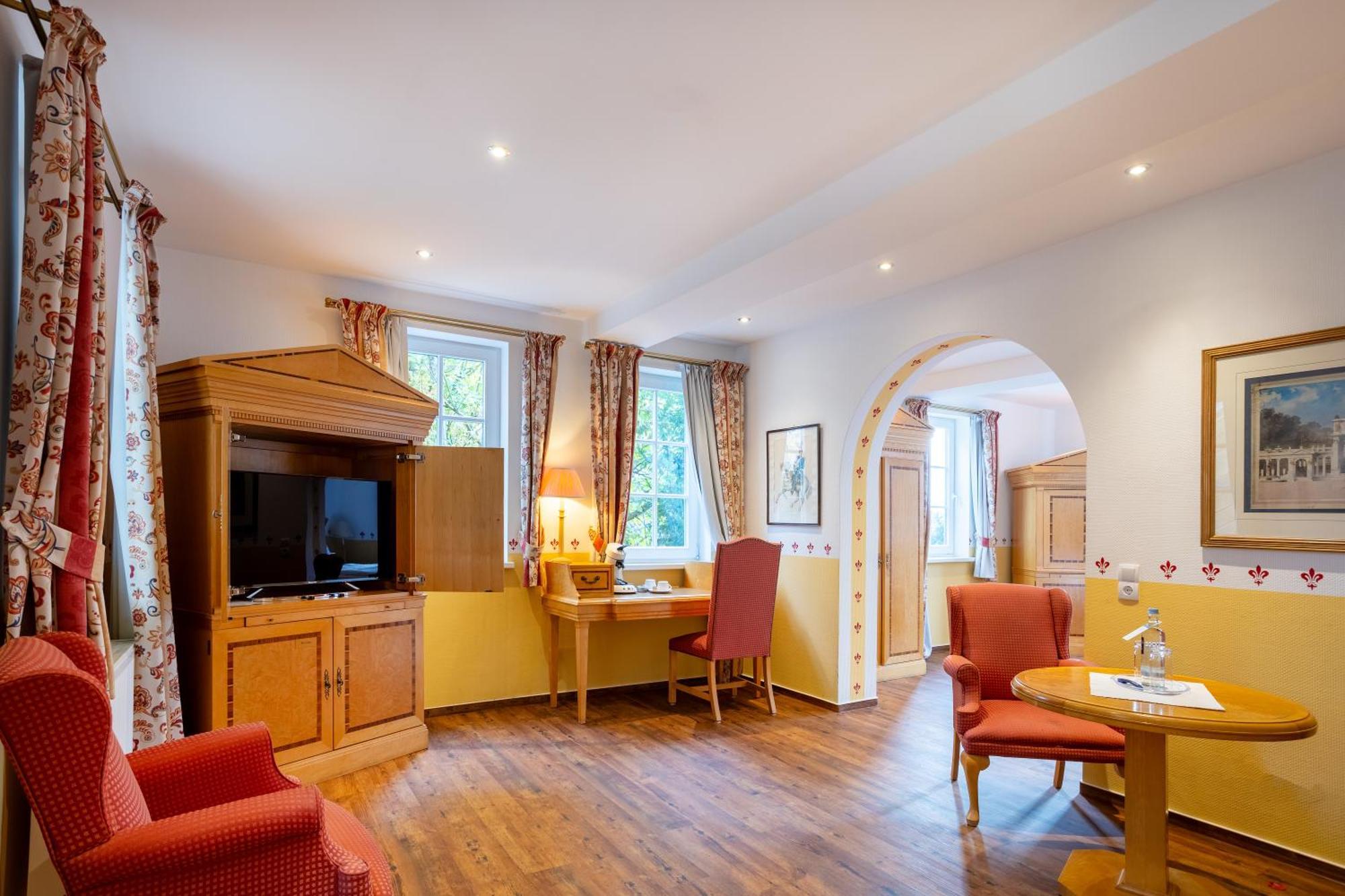Burghotel Staufenberg Staufenberg  Bagian luar foto