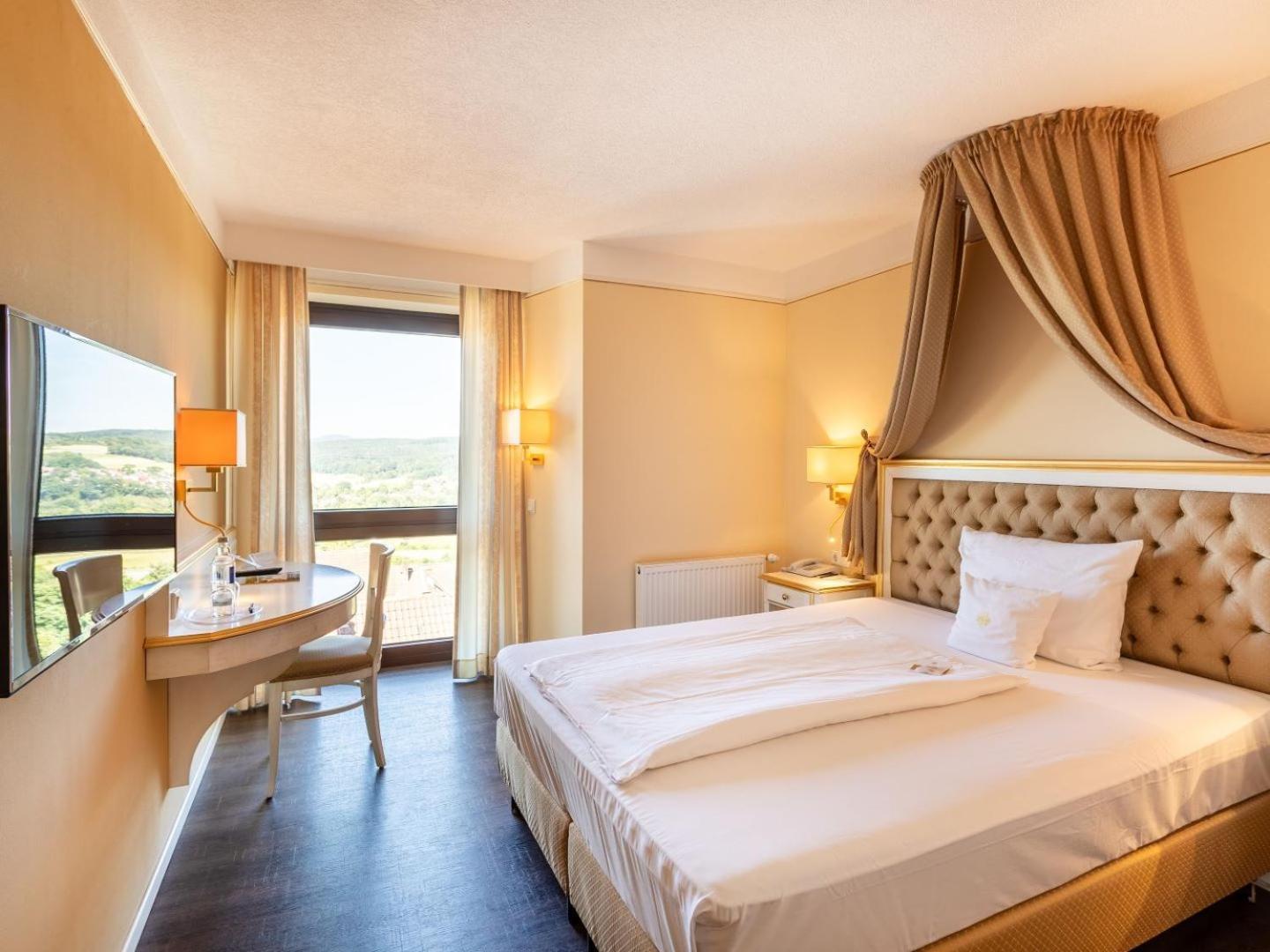 Burghotel Staufenberg Staufenberg  Bagian luar foto