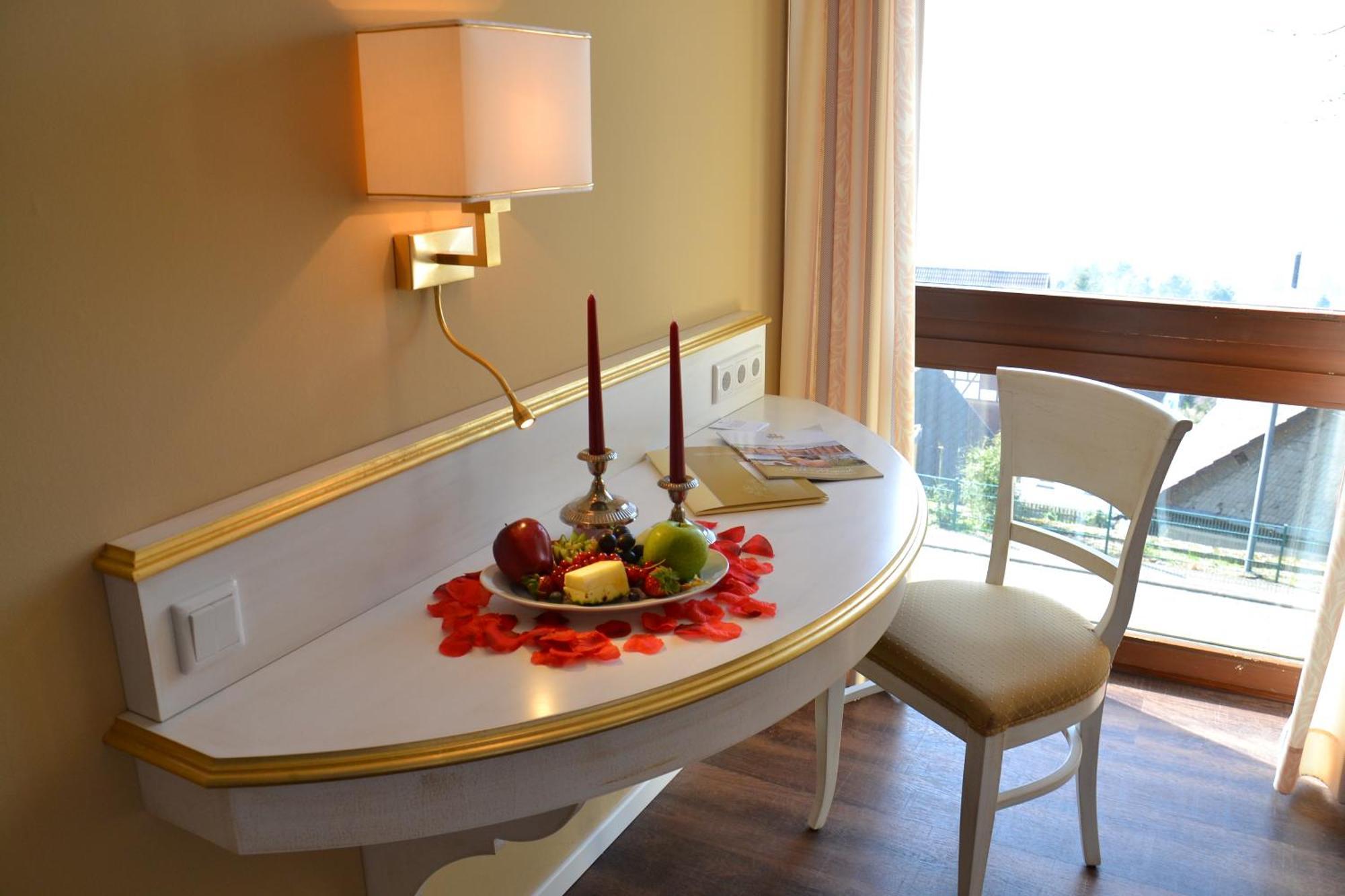 Burghotel Staufenberg Staufenberg  Bagian luar foto