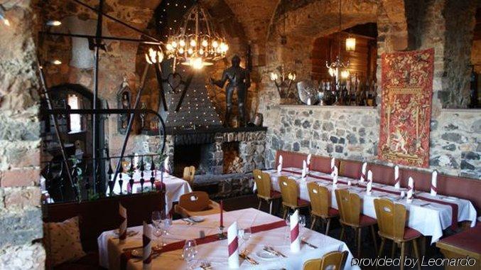 Burghotel Staufenberg Staufenberg  Restoran foto