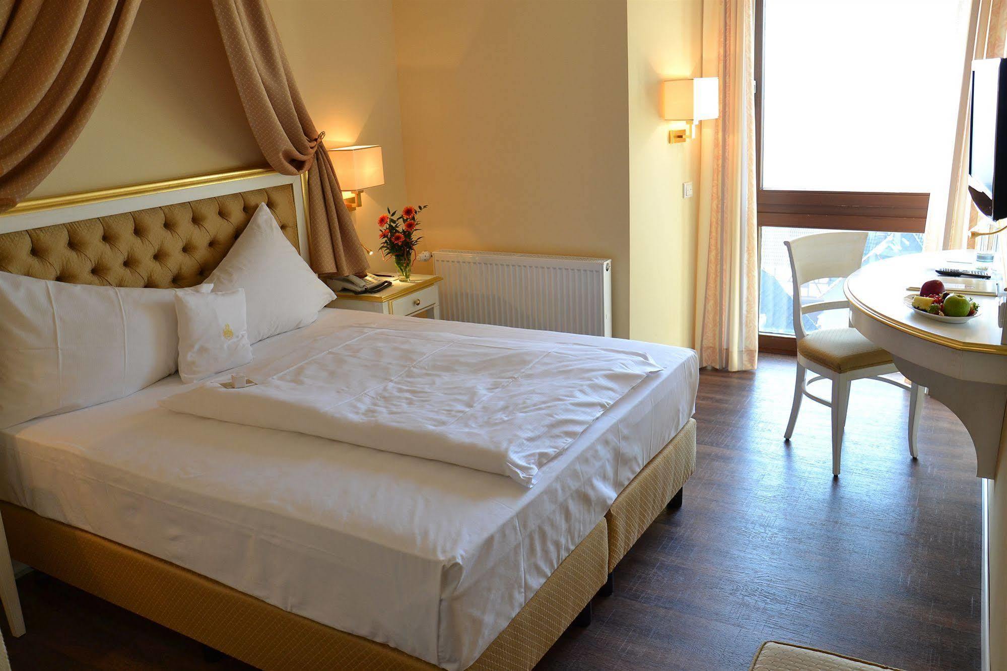 Burghotel Staufenberg Staufenberg  Bagian luar foto